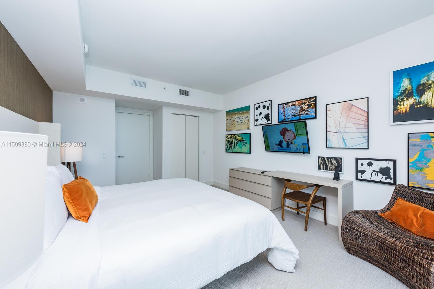 4111 S Ocean Dr 1609, Hollywood, Florida 33019, 1 Bedroom Bedrooms, ,1 BathroomBathrooms,Residential,For Sale,4111 S Ocean Dr 1609,A11509380