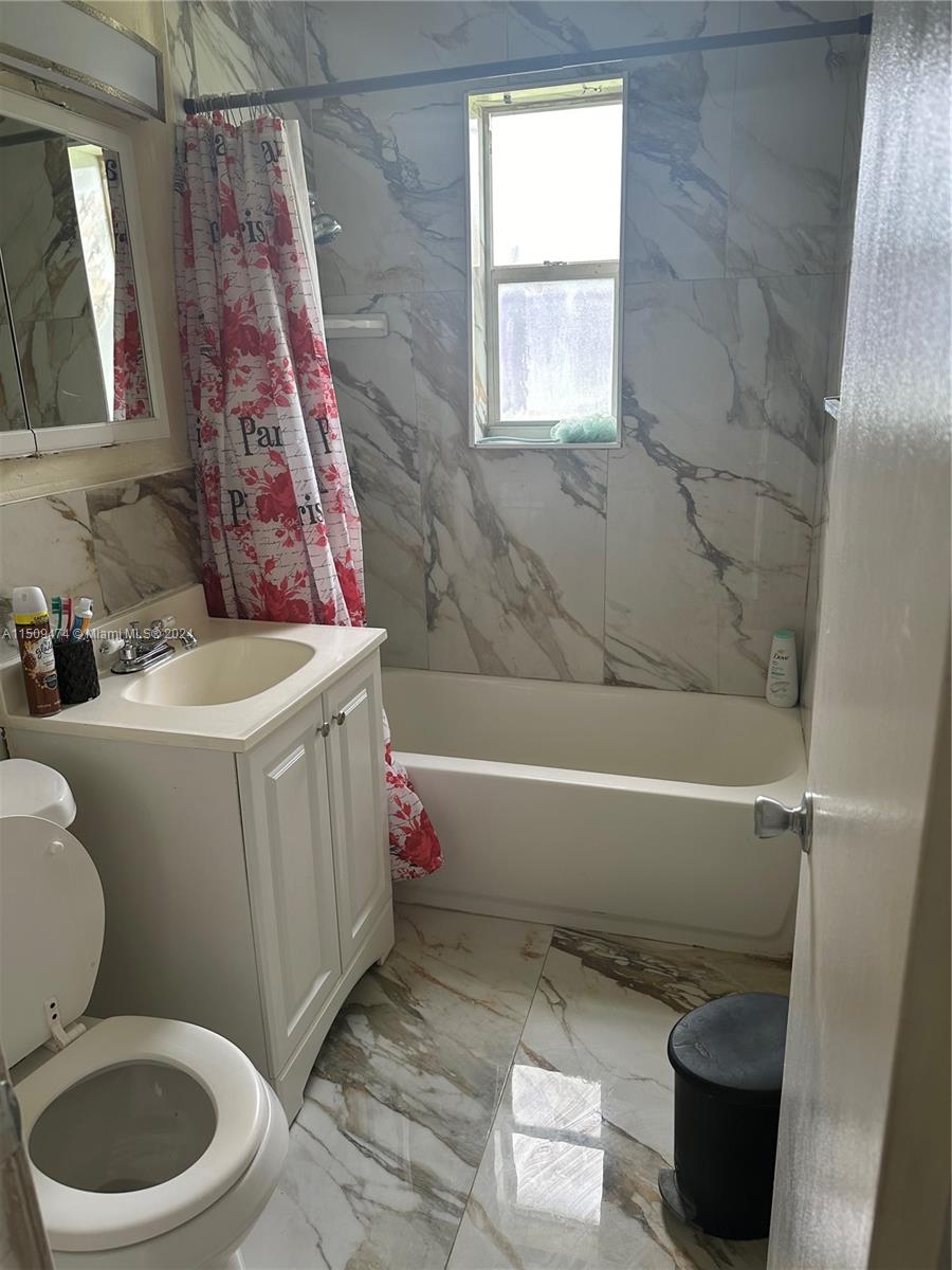 10761 SW 221st St, Miami, Florida 33170, 3 Bedrooms Bedrooms, ,1 BathroomBathrooms,Residential,For Sale,10761 SW 221st St,A11509474