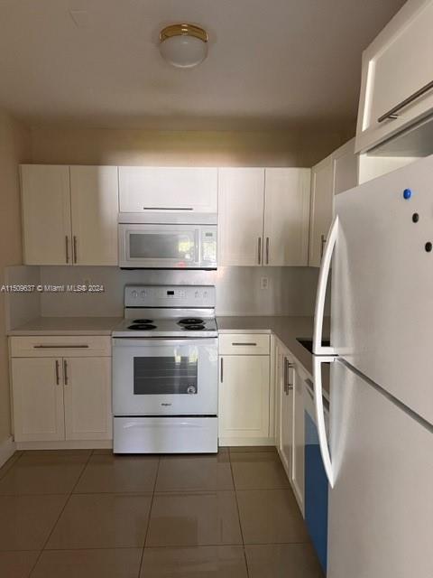 760 SE 2nd Ave G206, Deerfield Beach, Florida 33441, 2 Bedrooms Bedrooms, ,2 BathroomsBathrooms,Residential,For Sale,760 SE 2nd Ave G206,A11509637
