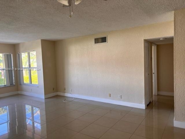760 SE 2nd Ave G206, Deerfield Beach, Florida 33441, 2 Bedrooms Bedrooms, ,2 BathroomsBathrooms,Residential,For Sale,760 SE 2nd Ave G206,A11509637