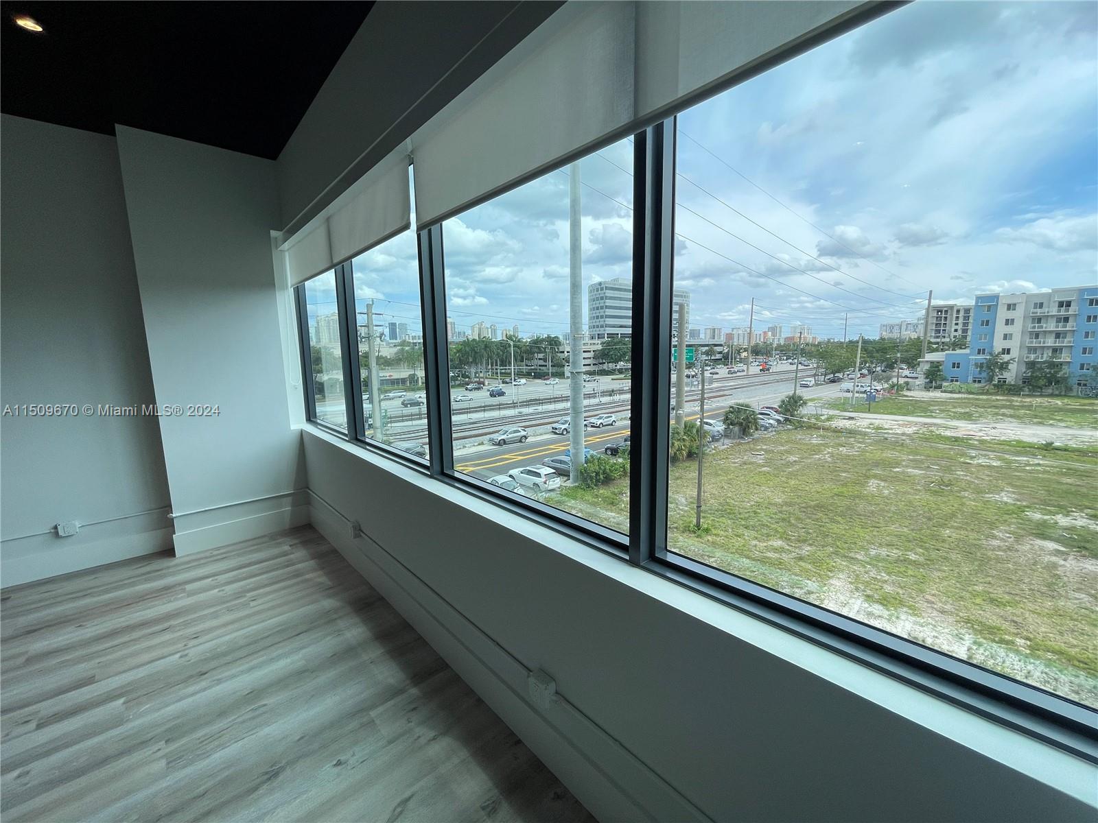 19790 W Dixie Hwy 303, Aventura, Florida 33180, ,Commerciallease,For Rent,19790 W Dixie Hwy 303,A11509670
