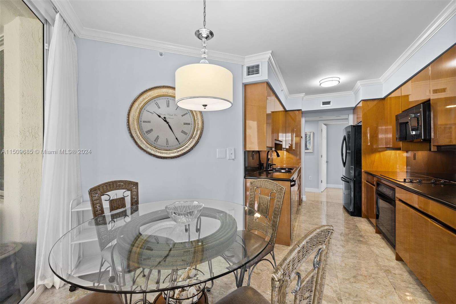 18671 Collins Ave 404, Sunny Isles Beach, Florida 33160, 2 Bedrooms Bedrooms, ,2 BathroomsBathrooms,Residential,For Sale,18671 Collins Ave 404,A11509685