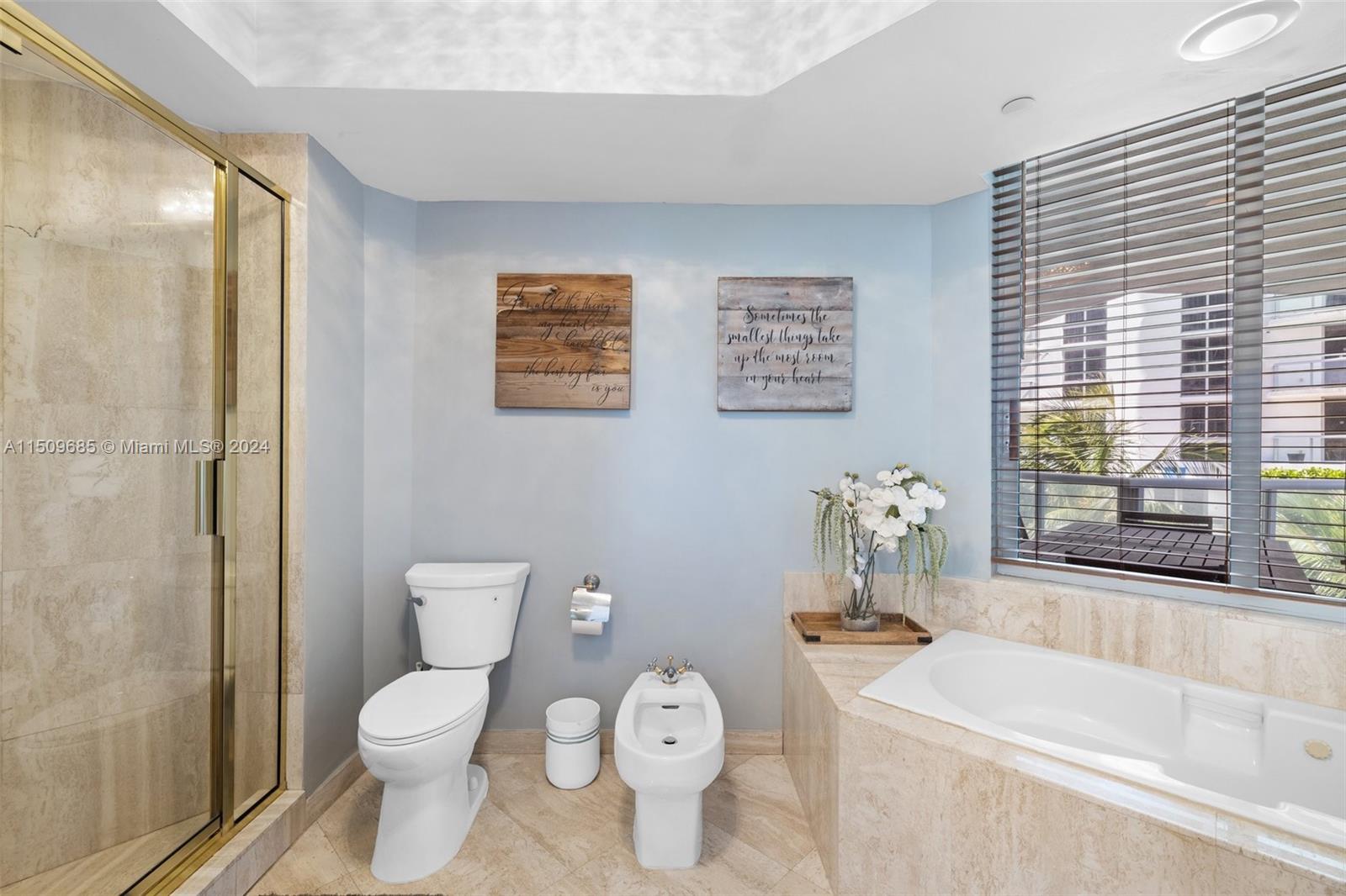 18671 Collins Ave 404, Sunny Isles Beach, Florida 33160, 2 Bedrooms Bedrooms, ,2 BathroomsBathrooms,Residential,For Sale,18671 Collins Ave 404,A11509685