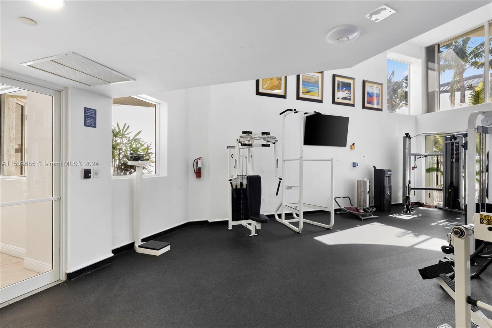 18671 Collins Ave 404, Sunny Isles Beach, Florida 33160, 2 Bedrooms Bedrooms, ,2 BathroomsBathrooms,Residential,For Sale,18671 Collins Ave 404,A11509685