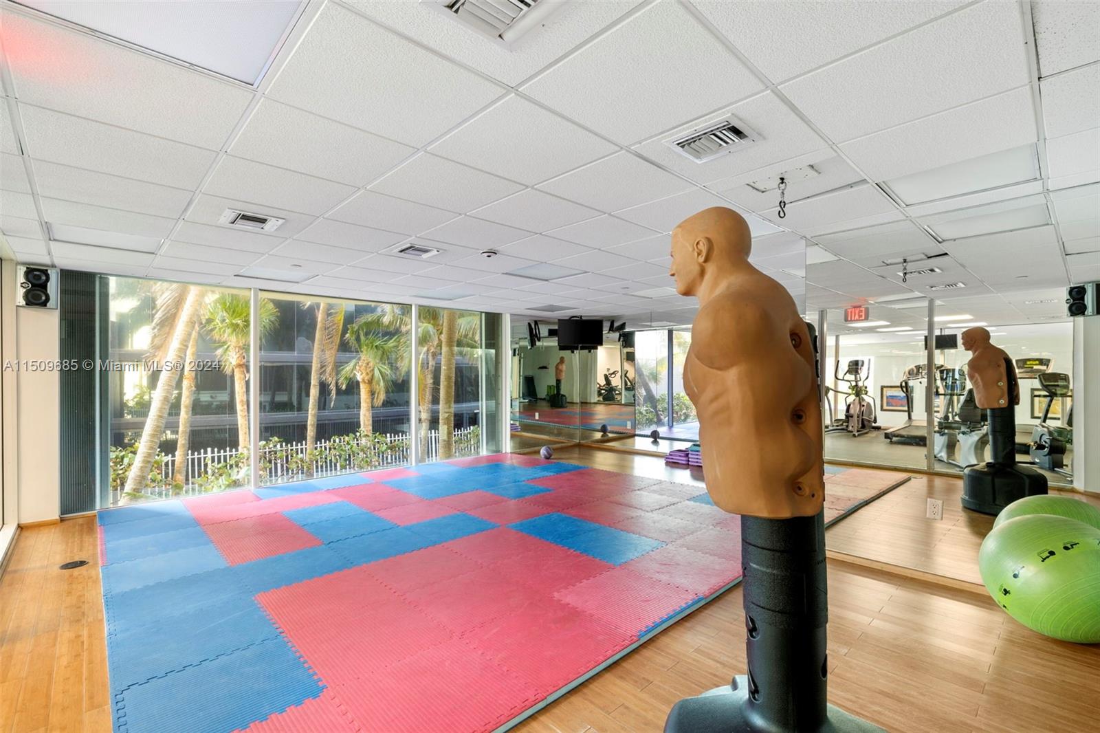 18671 Collins Ave 404, Sunny Isles Beach, Florida 33160, 2 Bedrooms Bedrooms, ,2 BathroomsBathrooms,Residential,For Sale,18671 Collins Ave 404,A11509685