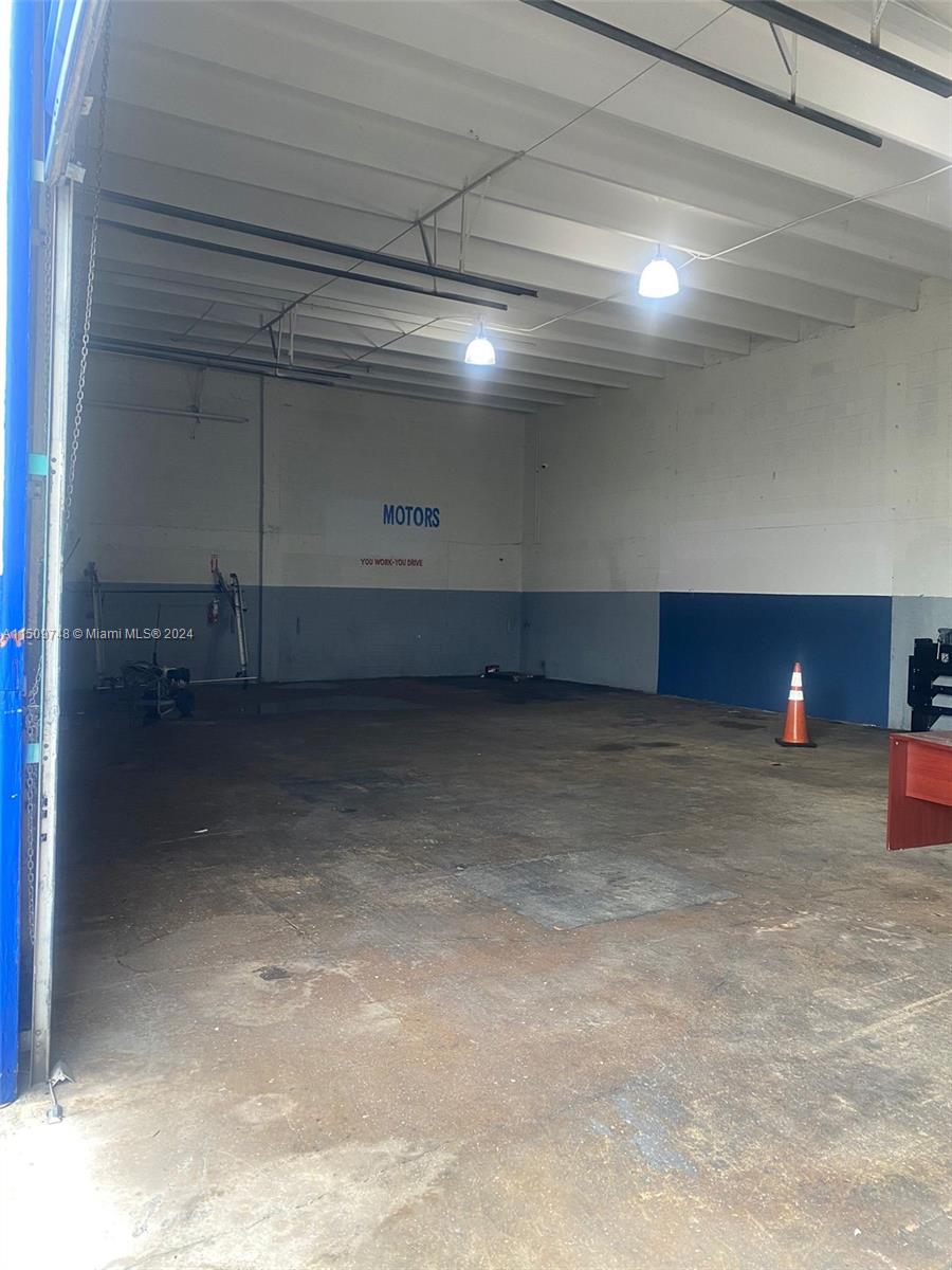 992 E 49th St, Hialeah, Florida 33013, ,Commerciallease,For Rent,992 E 49th St,A11509748