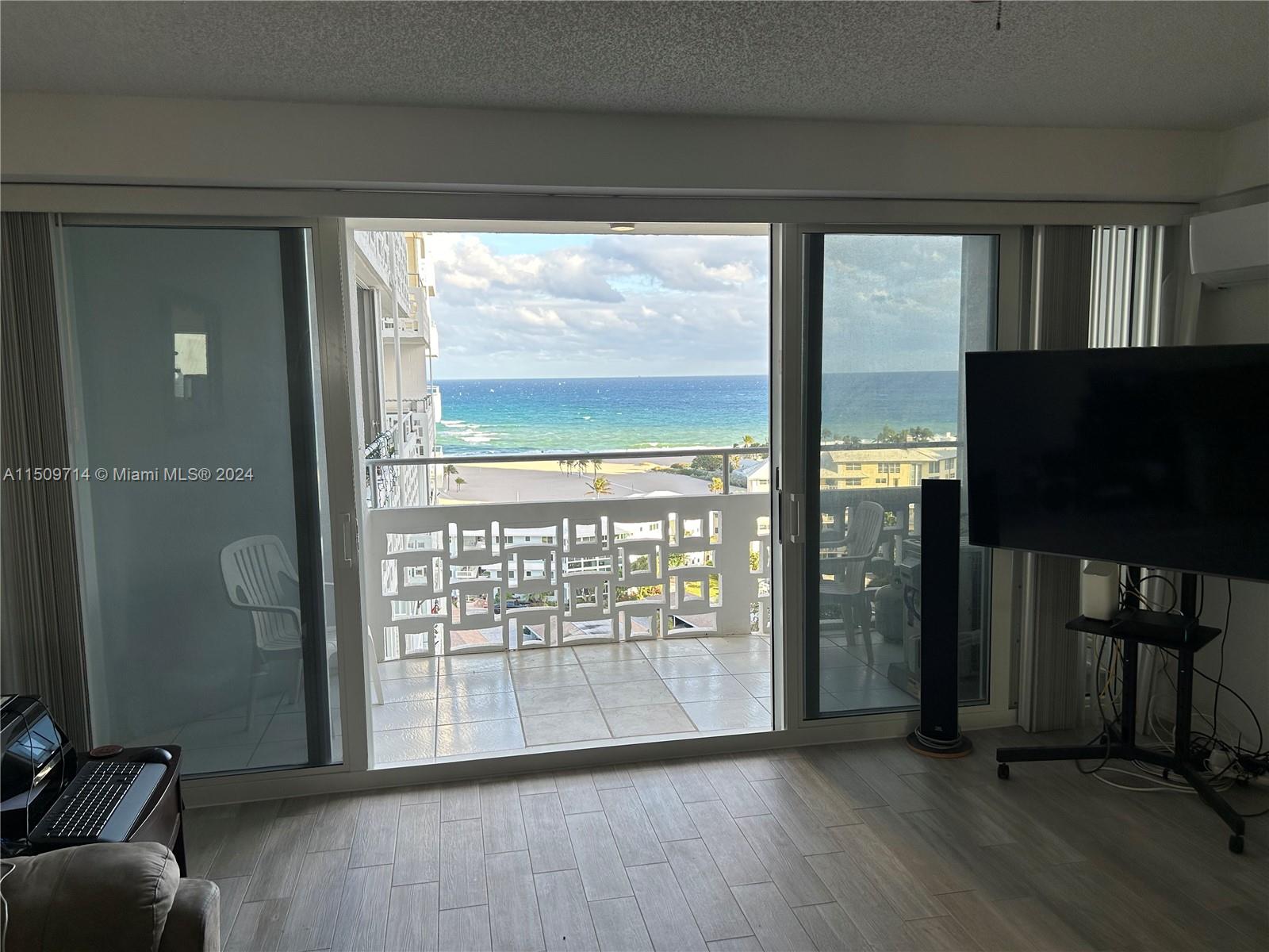1900 S Ocean Dr 1407, Fort Lauderdale, Florida 33316, 1 Bedroom Bedrooms, ,1 BathroomBathrooms,Residential,For Sale,1900 S Ocean Dr 1407,A11509714