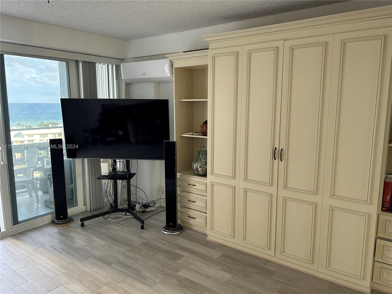 1900 S Ocean Dr 1407, Fort Lauderdale, Florida 33316, 1 Bedroom Bedrooms, ,1 BathroomBathrooms,Residential,For Sale,1900 S Ocean Dr 1407,A11509714