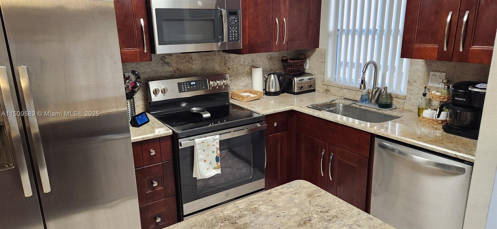 9620 Sunrise Lakes Blvd 211, Sunrise, Florida 33322, 2 Bedrooms Bedrooms, ,2 BathroomsBathrooms,Residential,For Sale,9620 Sunrise Lakes Blvd 211,A11509589