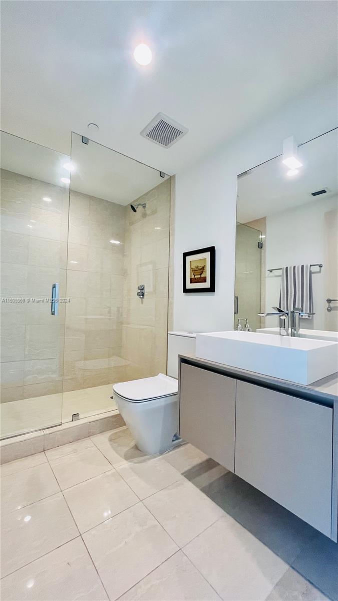 1000 S Brickell Plaza 3002, Miami, Florida 33131, 3 Bedrooms Bedrooms, ,3 BathroomsBathrooms,Residentiallease,For Rent,1000 S Brickell Plaza 3002,A11509866