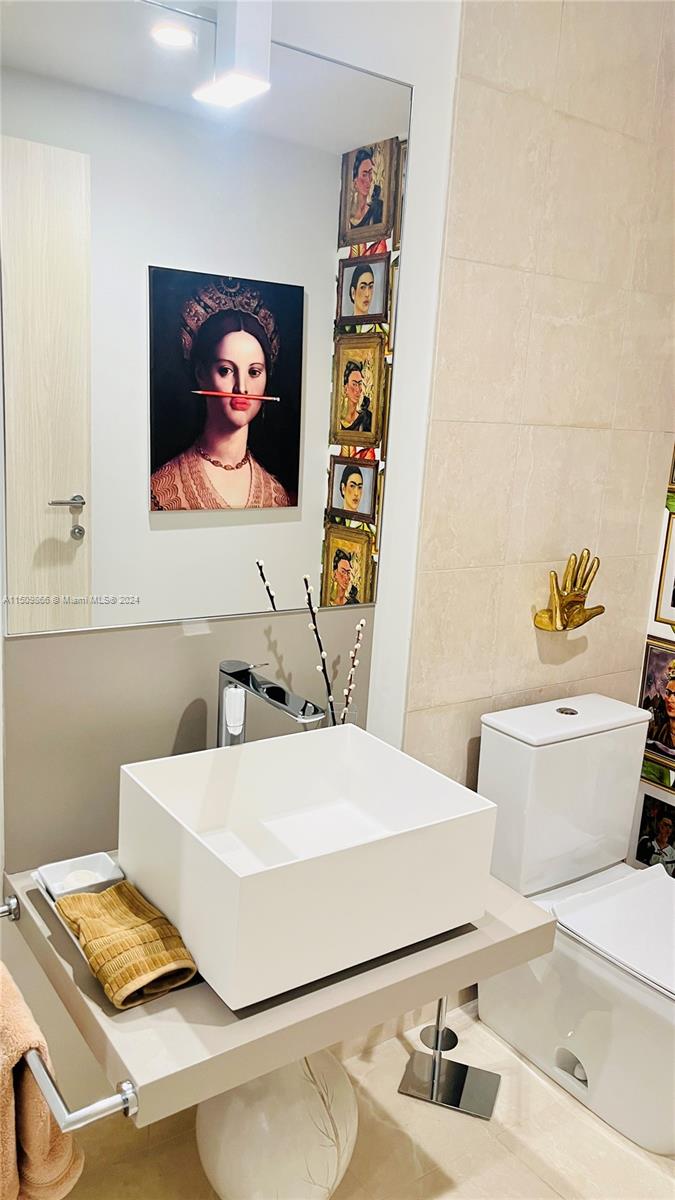 1000 S Brickell Plaza 3002, Miami, Florida 33131, 3 Bedrooms Bedrooms, ,3 BathroomsBathrooms,Residentiallease,For Rent,1000 S Brickell Plaza 3002,A11509866