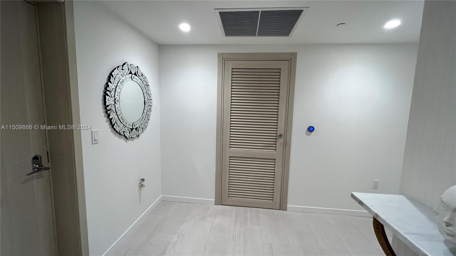 1000 S Brickell Plaza 3002, Miami, Florida 33131, 3 Bedrooms Bedrooms, ,3 BathroomsBathrooms,Residentiallease,For Rent,1000 S Brickell Plaza 3002,A11509866