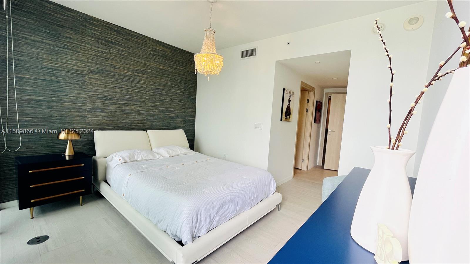 1000 S Brickell Plaza 3002, Miami, Florida 33131, 3 Bedrooms Bedrooms, ,3 BathroomsBathrooms,Residentiallease,For Rent,1000 S Brickell Plaza 3002,A11509866