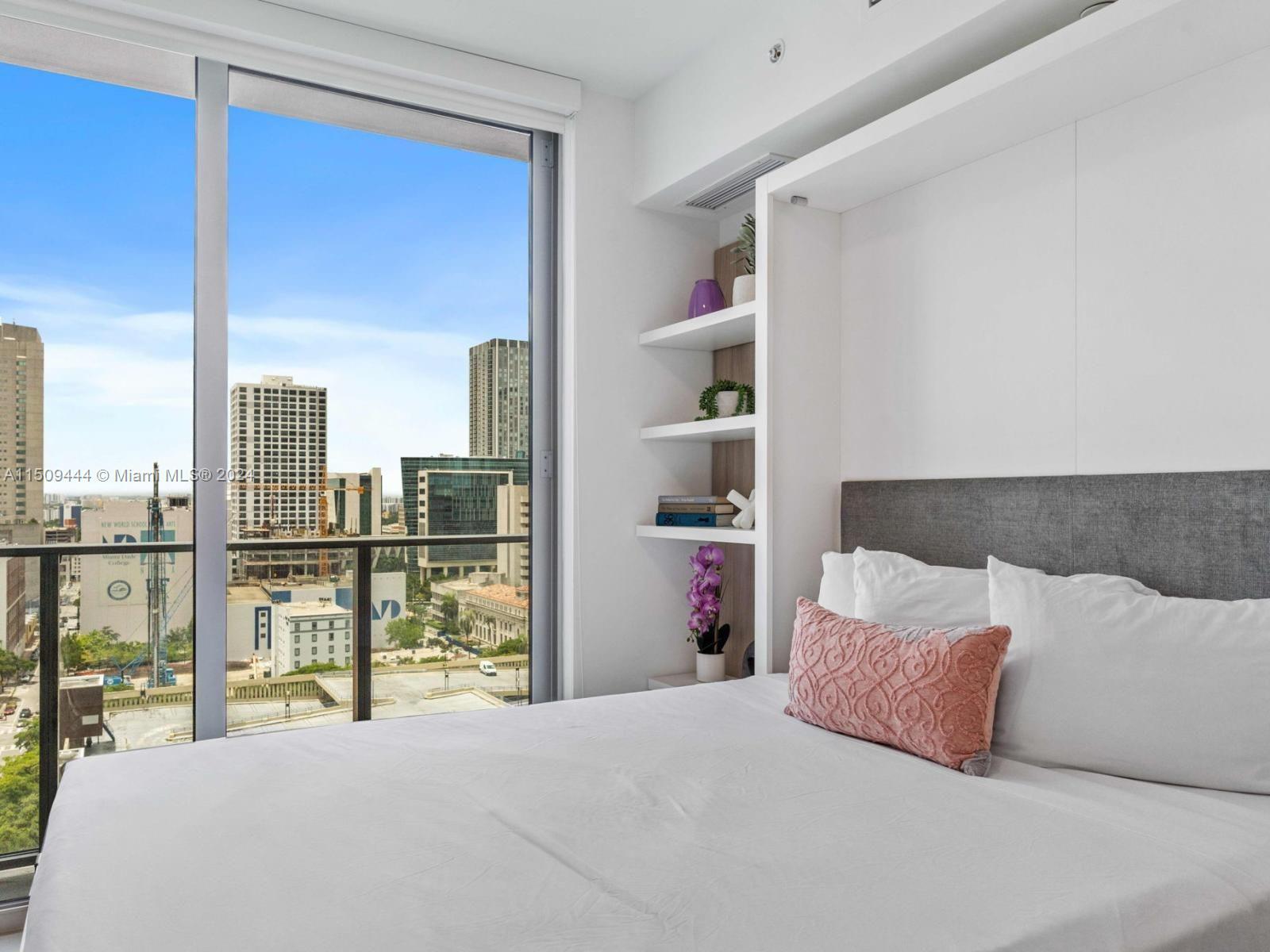 227 NE 2nd St 1703, Miami, Florida 33132, 1 Bedroom Bedrooms, ,1 BathroomBathrooms,Residential,For Sale,227 NE 2nd St 1703,A11509444