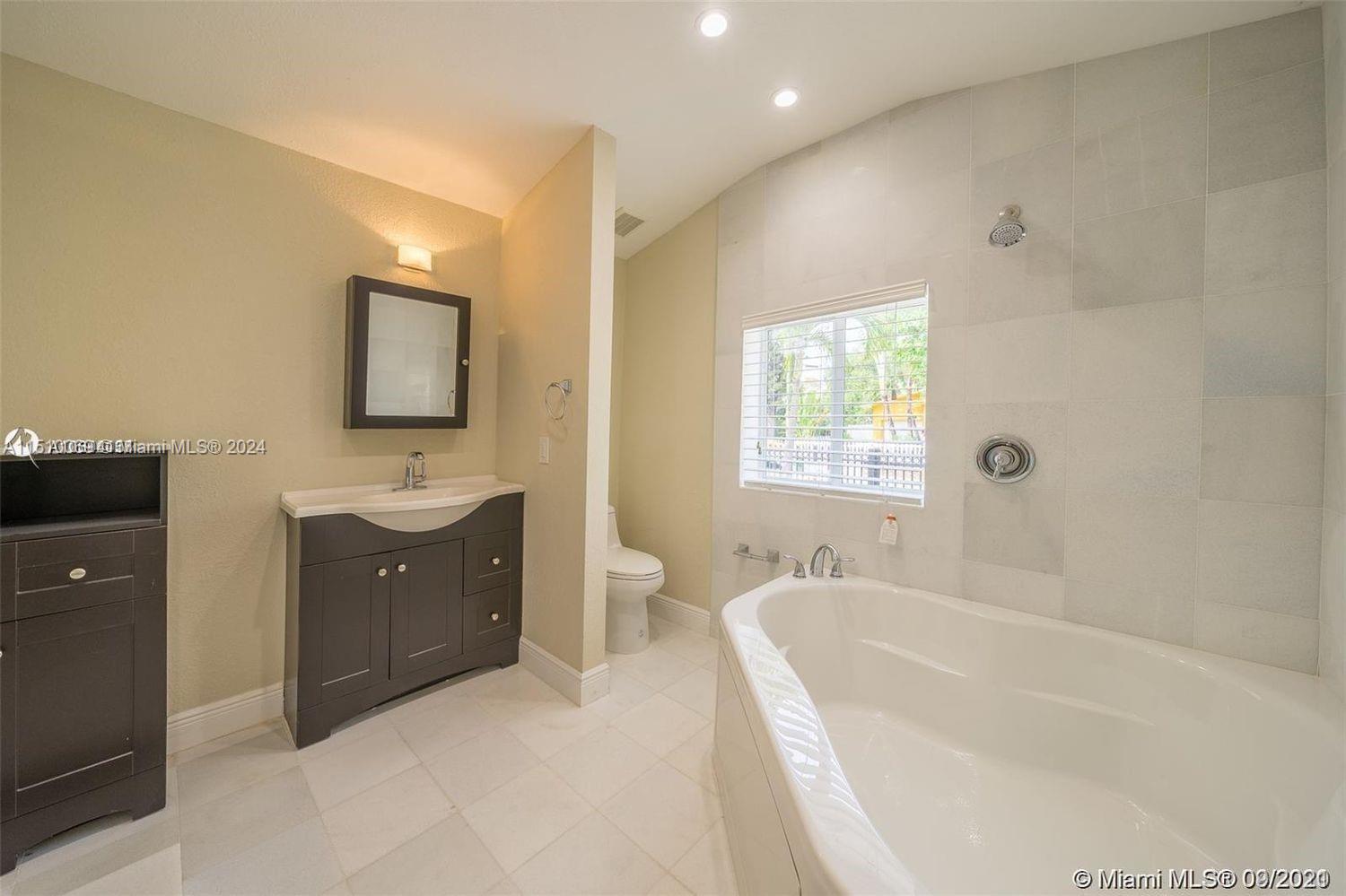 266 NW 42nd ST 0, Miami, Florida 33127, 3 Bedrooms Bedrooms, ,2 BathroomsBathrooms,Residentiallease,For Rent,266 NW 42nd ST 0,A11510069