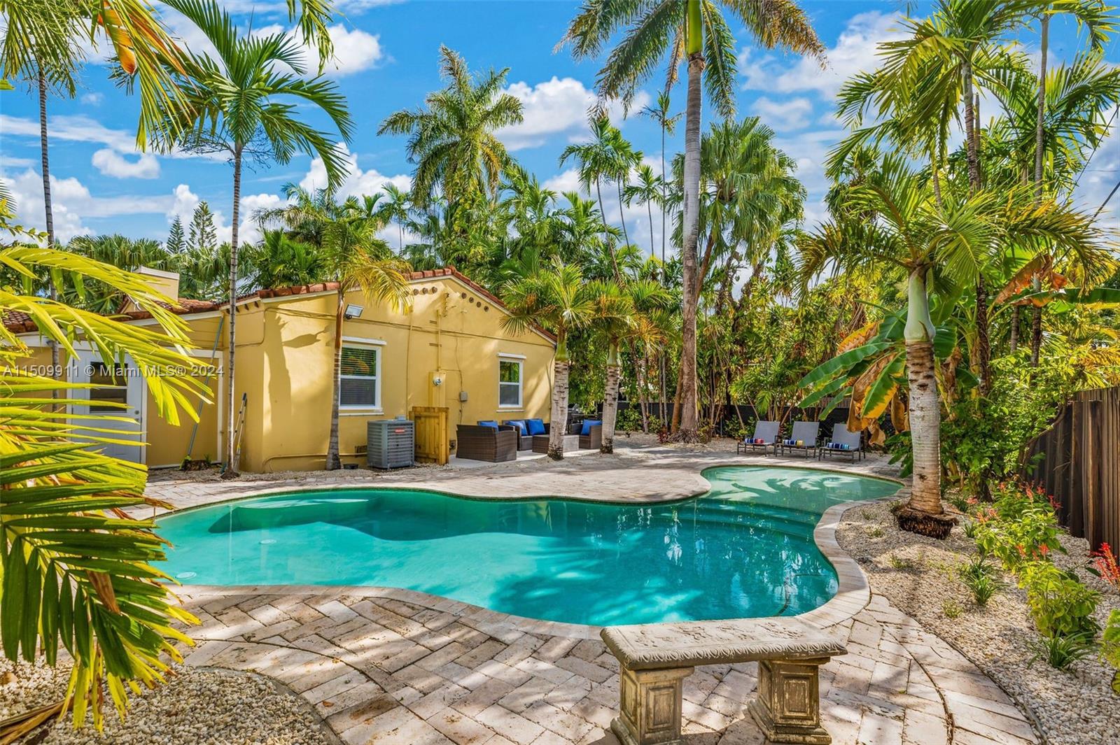 1050 Harrison St, Hollywood, Florida 33019, 4 Bedrooms Bedrooms, ,3 BathroomsBathrooms,Residentiallease,For Rent,1050 Harrison St,A11509911