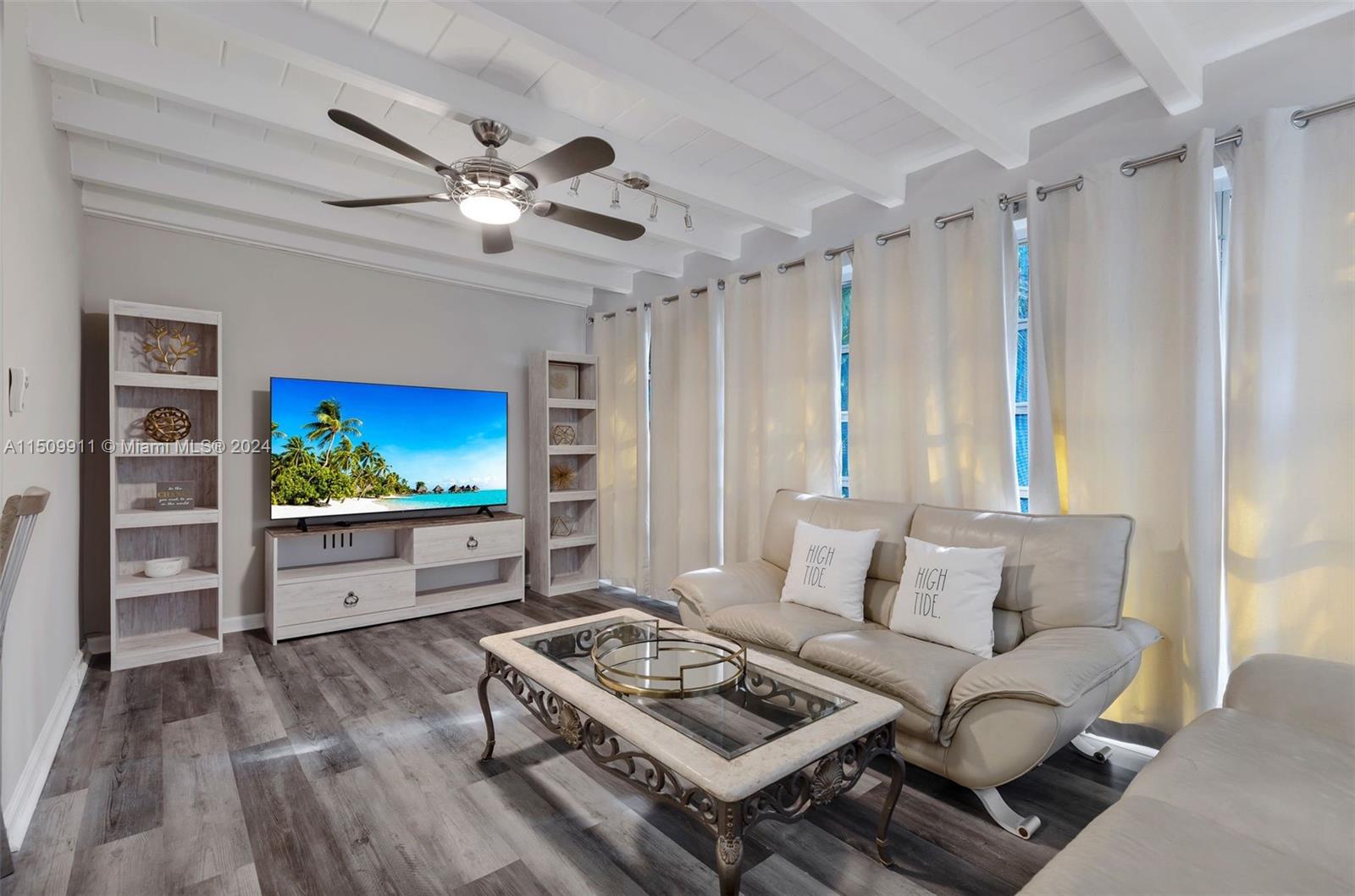 1050 Harrison St, Hollywood, Florida 33019, 4 Bedrooms Bedrooms, ,3 BathroomsBathrooms,Residentiallease,For Rent,1050 Harrison St,A11509911