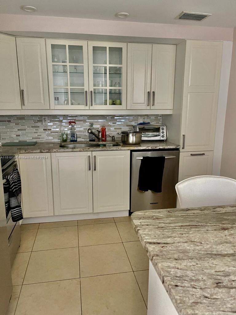 18151 NE 31st Ct 1912, Aventura, Florida 33160, 3 Bedrooms Bedrooms, ,2 BathroomsBathrooms,Residentiallease,For Rent,18151 NE 31st Ct 1912,A11510137