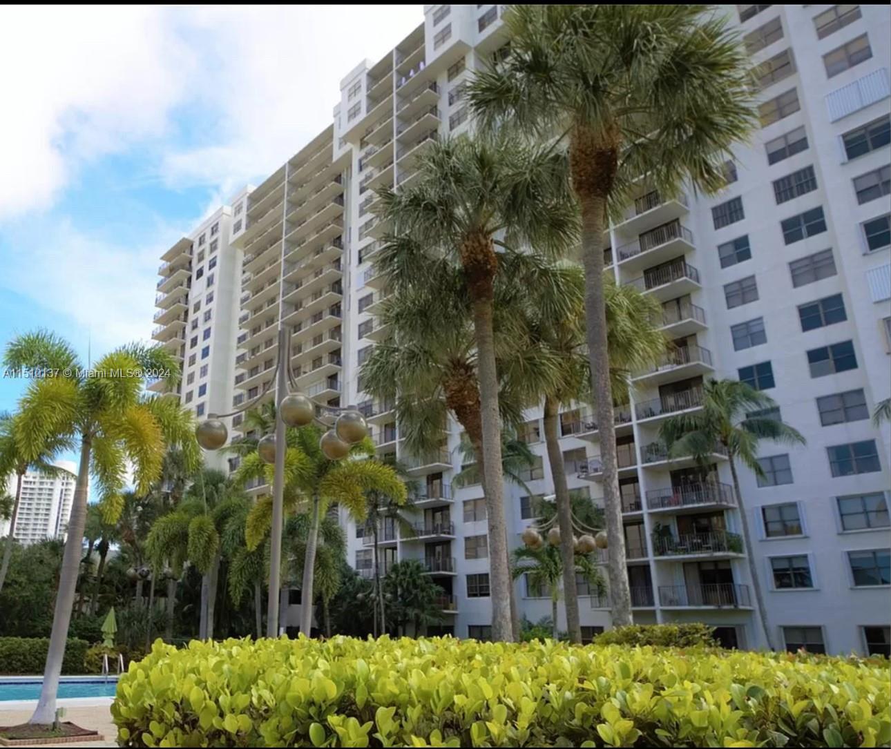 18151 NE 31st Ct 1912, Aventura, Florida 33160, 3 Bedrooms Bedrooms, ,2 BathroomsBathrooms,Residentiallease,For Rent,18151 NE 31st Ct 1912,A11510137