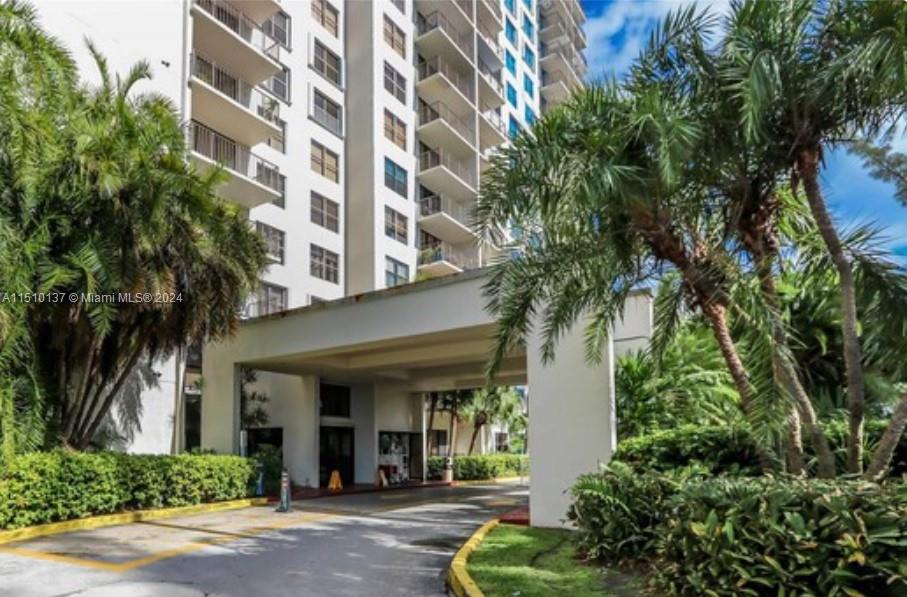 18151 NE 31st Ct 1912, Aventura, Florida 33160, 3 Bedrooms Bedrooms, ,2 BathroomsBathrooms,Residentiallease,For Rent,18151 NE 31st Ct 1912,A11510137