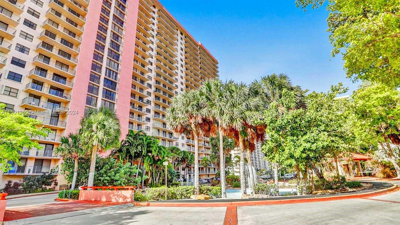 210  174th St #518 For Sale A11501350, FL