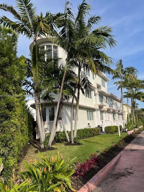 839 W 40th St #3 For Sale A11510188, FL