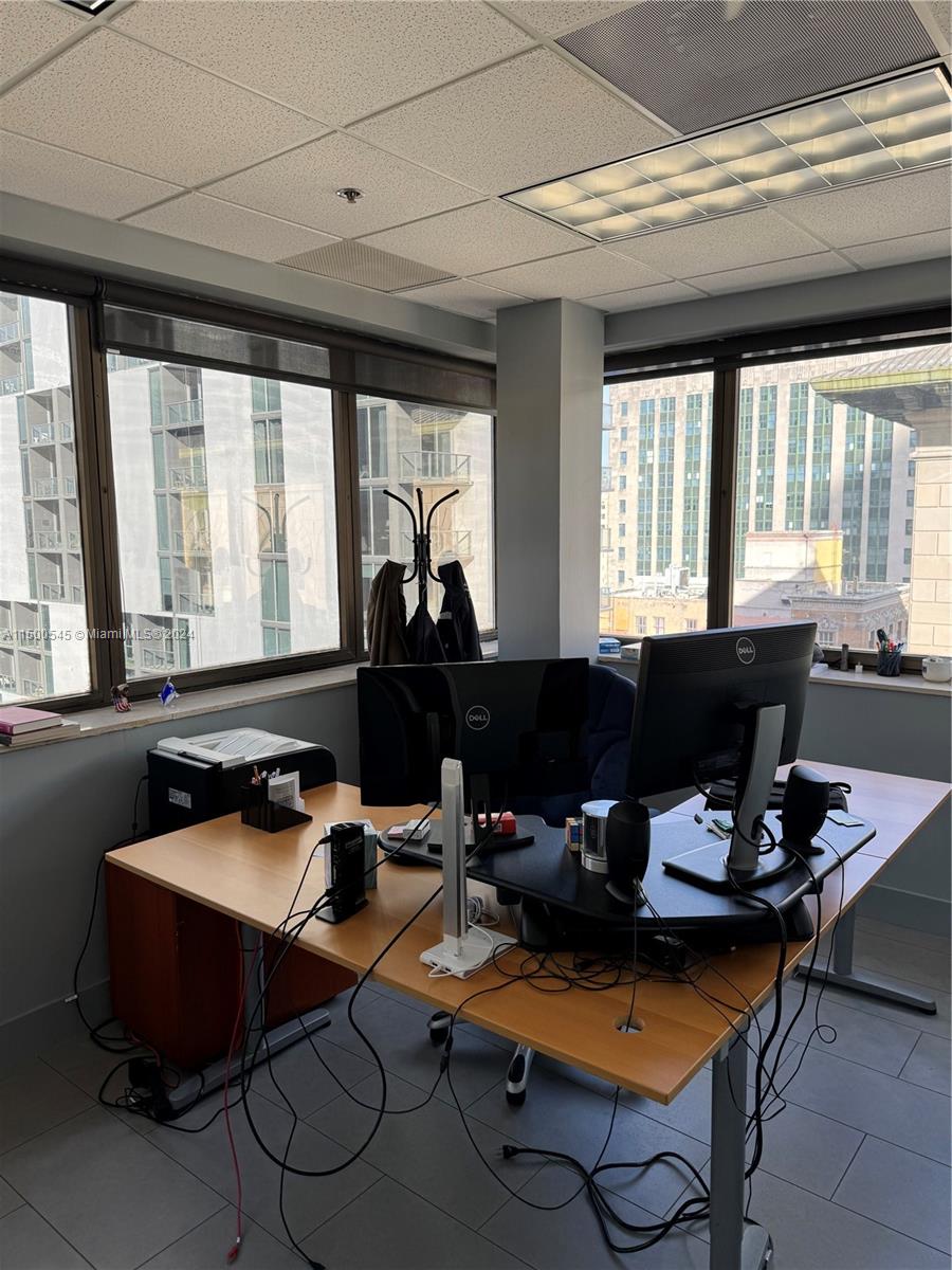200 SE 1 ST PH12, Miami, Florida 33131, ,Commerciallease,For Rent,200 SE 1 ST PH12,A11500545