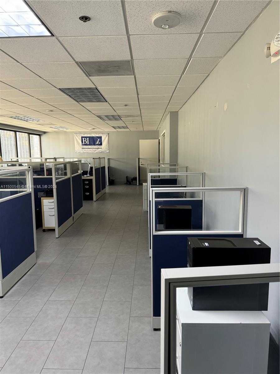 200 SE 1 ST PH12, Miami, Florida 33131, ,Commerciallease,For Rent,200 SE 1 ST PH12,A11500545