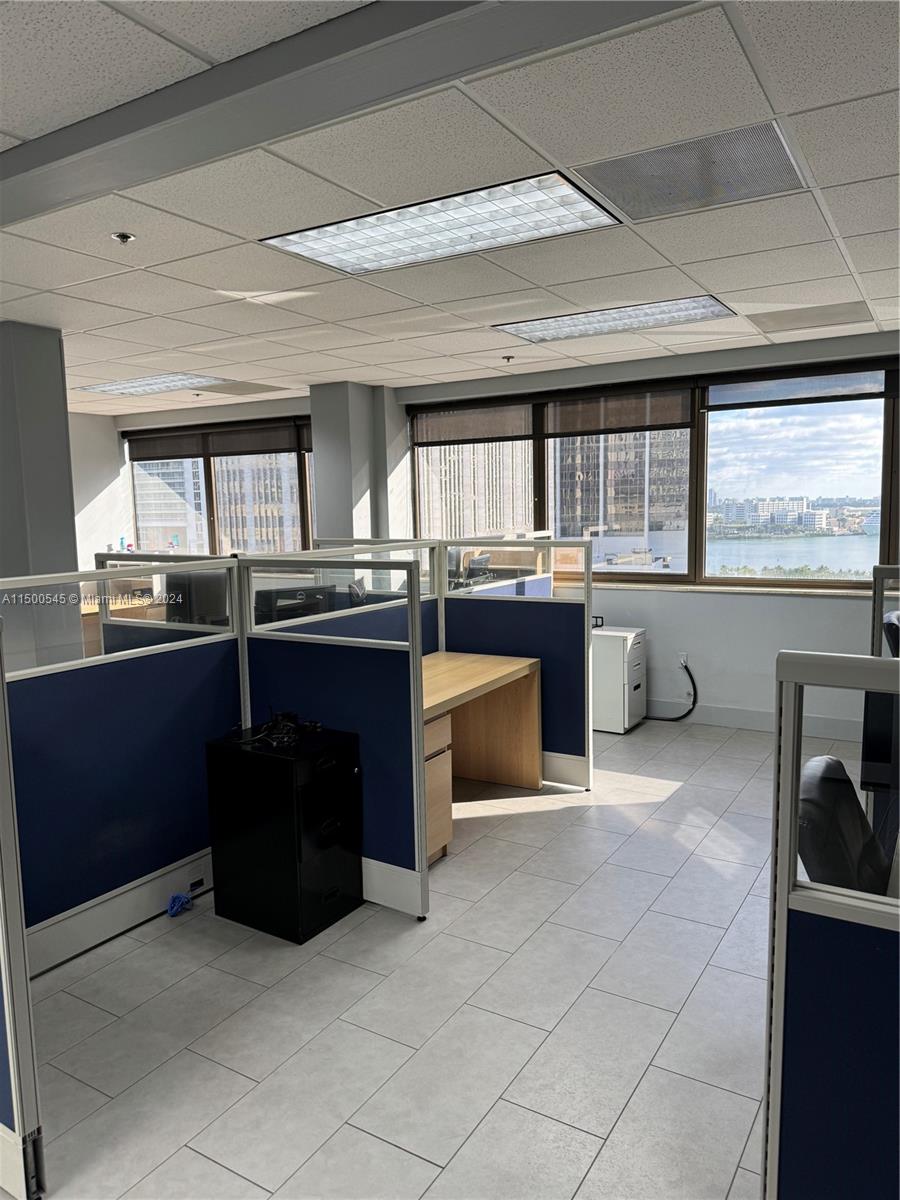 200 SE 1 ST PH12, Miami, Florida 33131, ,Commerciallease,For Rent,200 SE 1 ST PH12,A11500545