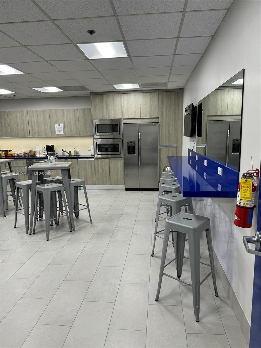200 SE 1 ST PH12, Miami, Florida 33131, ,Commerciallease,For Rent,200 SE 1 ST PH12,A11500545