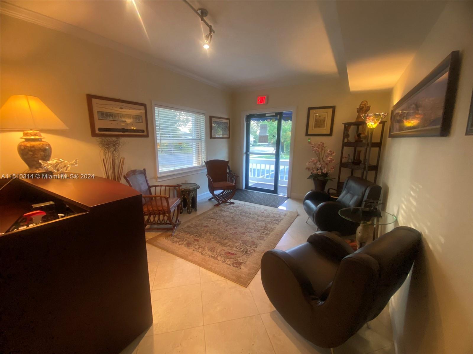Waiting Area / Receptionist Desk