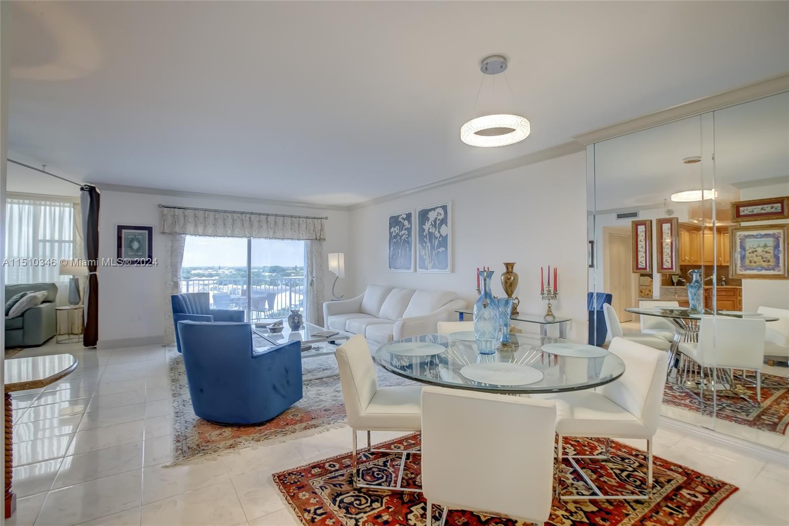 3850 Washington St 812, Hollywood, Florida 33021, 2 Bedrooms Bedrooms, ,2 BathroomsBathrooms,Residential,For Sale,3850 Washington St 812,A11510346