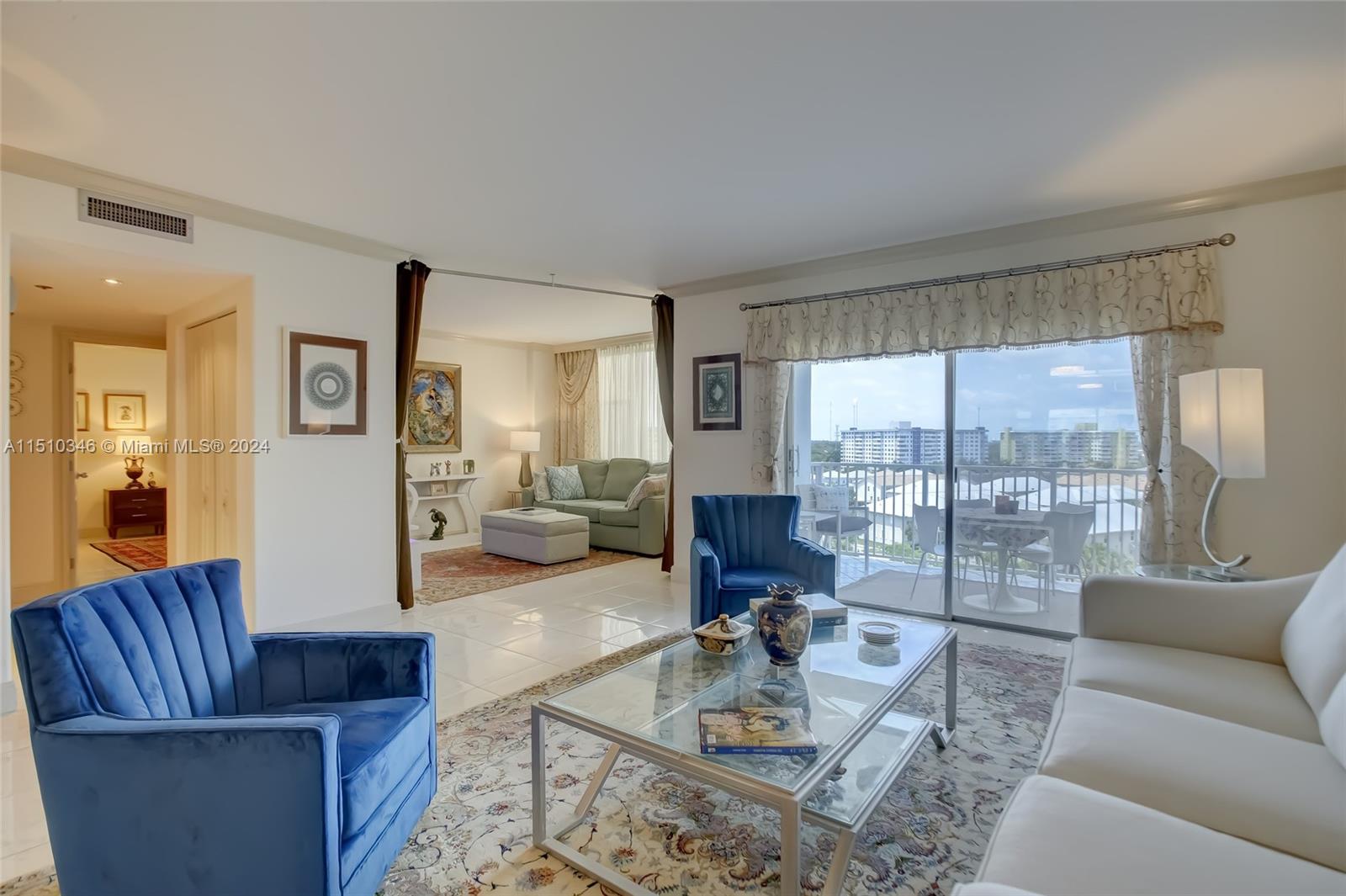 3850 Washington St 812, Hollywood, Florida 33021, 2 Bedrooms Bedrooms, ,2 BathroomsBathrooms,Residential,For Sale,3850 Washington St 812,A11510346