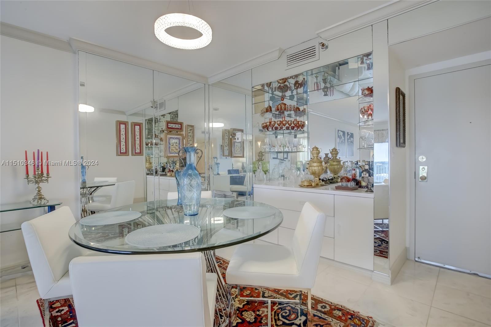 3850 Washington St 812, Hollywood, Florida 33021, 2 Bedrooms Bedrooms, ,2 BathroomsBathrooms,Residential,For Sale,3850 Washington St 812,A11510346