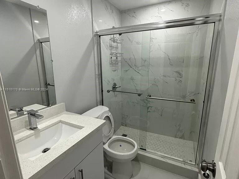4655 Palm Ave 326, Hialeah, Florida 33012, 2 Bedrooms Bedrooms, ,1 BathroomBathrooms,Residential,For Sale,4655 Palm Ave 326,A11510170