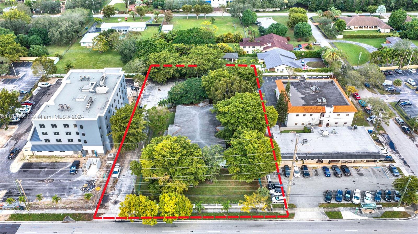 9945 SW 72nd St FLOOR, Miami, Florida 33173, ,Commerciallease,For Rent,9945 SW 72nd St FLOOR,A11510506