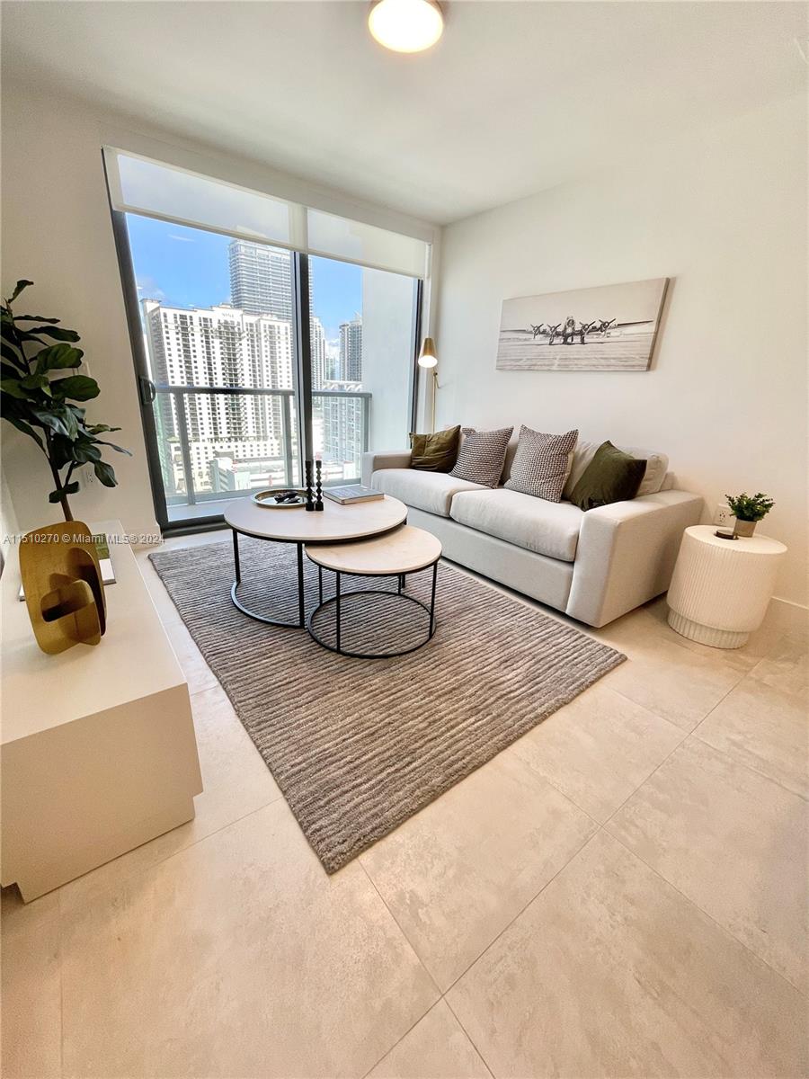 239 sw 9th st PH2304, Miami, Florida 33130, 2 Bedrooms Bedrooms, ,2 BathroomsBathrooms,Residentiallease,For Rent,239 sw 9th st PH2304,A11510270