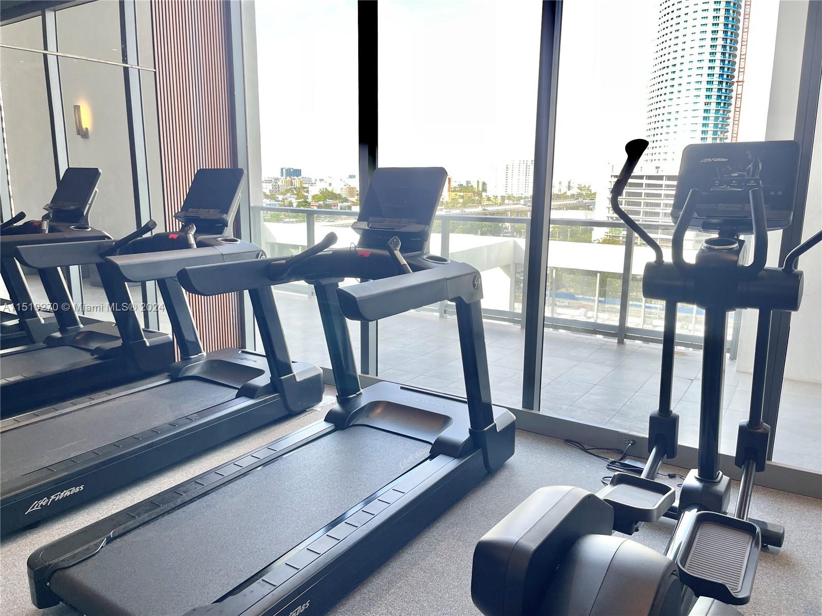 239 sw 9th st PH2304, Miami, Florida 33130, 2 Bedrooms Bedrooms, ,2 BathroomsBathrooms,Residentiallease,For Rent,239 sw 9th st PH2304,A11510270