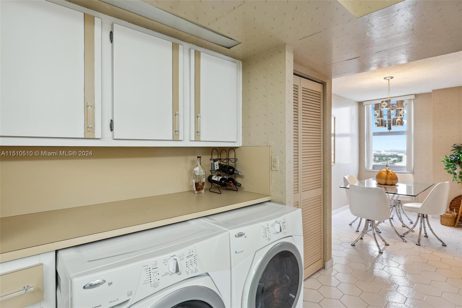 1920 S Ocean Dr 20D, Hallandale Beach, Florida 33009, 2 Bedrooms Bedrooms, ,2 BathroomsBathrooms,Residential,For Sale,1920 S Ocean Dr 20D,A11510510
