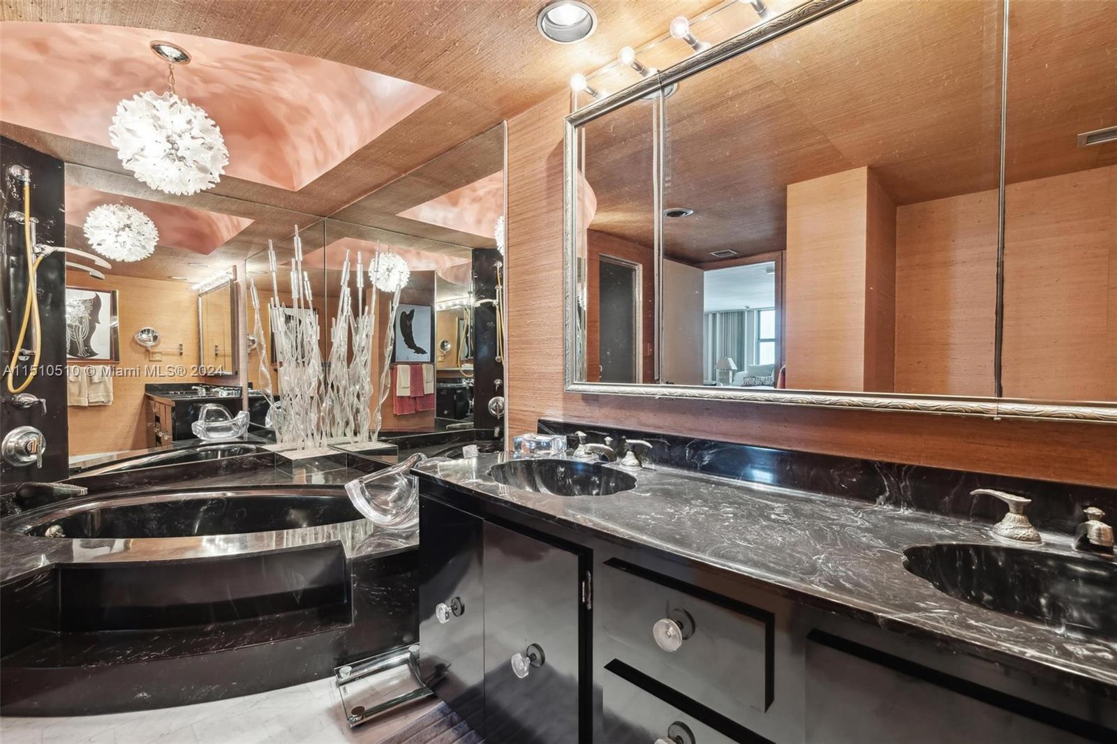 1920 S Ocean Dr 20D, Hallandale Beach, Florida 33009, 2 Bedrooms Bedrooms, ,2 BathroomsBathrooms,Residential,For Sale,1920 S Ocean Dr 20D,A11510510