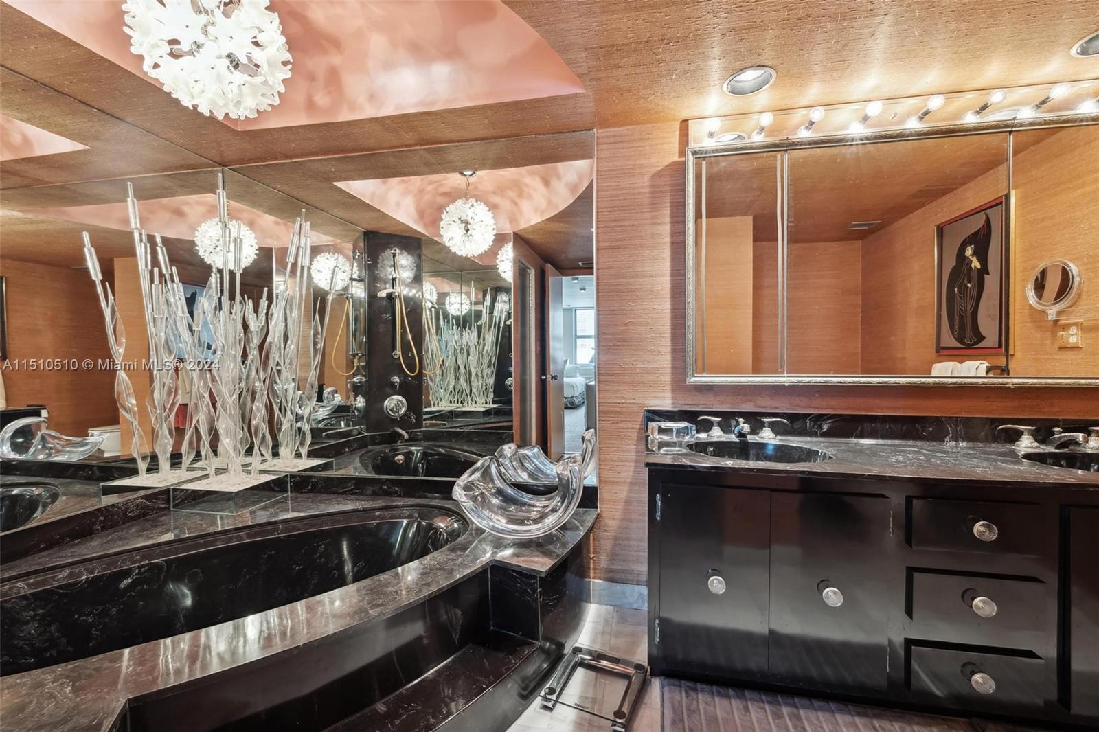 1920 S Ocean Dr 20D, Hallandale Beach, Florida 33009, 2 Bedrooms Bedrooms, ,2 BathroomsBathrooms,Residential,For Sale,1920 S Ocean Dr 20D,A11510510