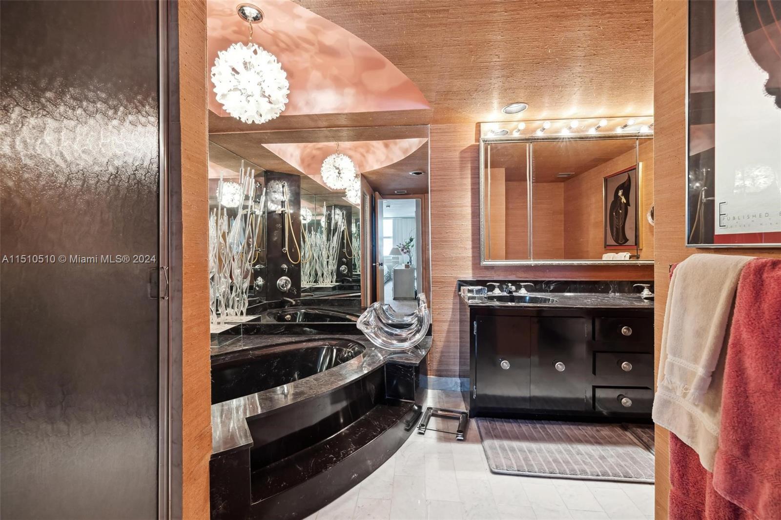 1920 S Ocean Dr 20D, Hallandale Beach, Florida 33009, 2 Bedrooms Bedrooms, ,2 BathroomsBathrooms,Residential,For Sale,1920 S Ocean Dr 20D,A11510510
