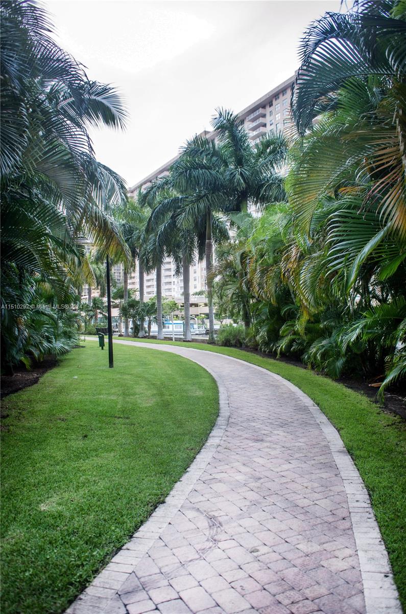 17125 N Bay Rd 3106, Sunny Isles Beach, Florida 33160, 2 Bedrooms Bedrooms, ,2 BathroomsBathrooms,Residential,For Sale,17125 N Bay Rd 3106,A11510292