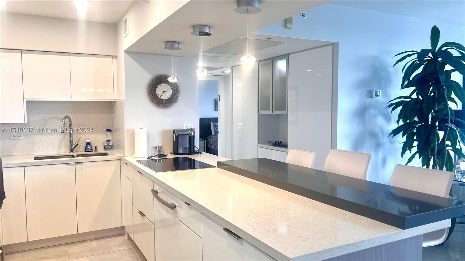 2501 S Ocean Dr 1235, Hollywood, Florida 33019, 2 Bedrooms Bedrooms, ,2 BathroomsBathrooms,Residentiallease,For Rent,2501 S Ocean Dr 1235,A11510637