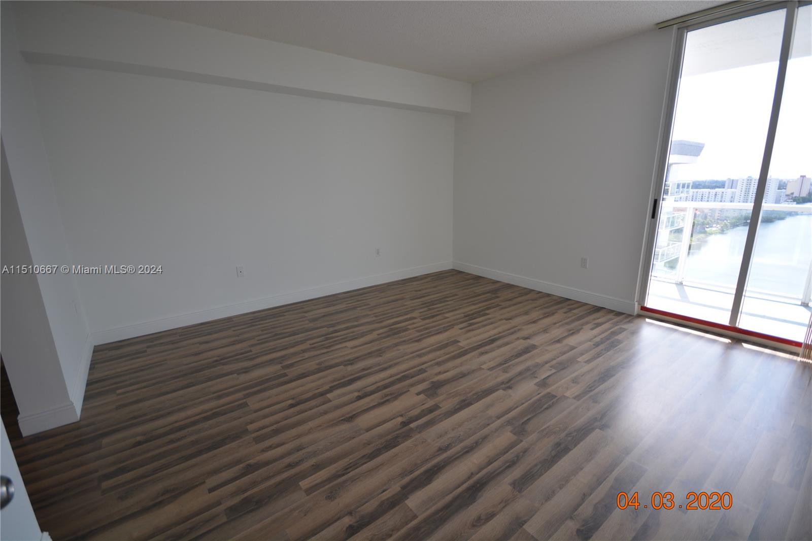 5077 NW 7th St TS2 (1702), Miami, Florida 33126, 3 Bedrooms Bedrooms, 6 Rooms Rooms,2 BathroomsBathrooms,Residential,For Sale,5077 NW 7th St TS2 (1702),A11510667