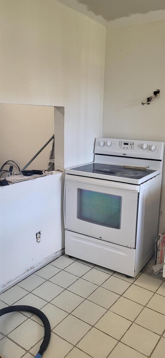 9041 Sunrise Lakes Blvd 211, Sunrise, Florida 33322, 1 Bedroom Bedrooms, ,1 BathroomBathrooms,Residential,For Sale,9041 Sunrise Lakes Blvd 211,A11510233