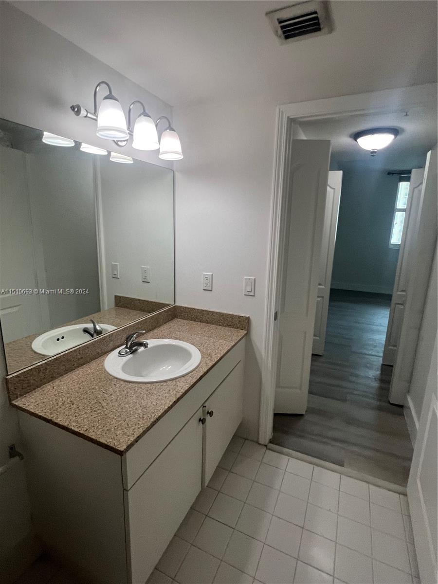 117 NW 42nd Ave 1005, Miami, Florida 33126, 2 Bedrooms Bedrooms, ,2 BathroomsBathrooms,Residentiallease,For Rent,117 NW 42nd Ave 1005,A11510693