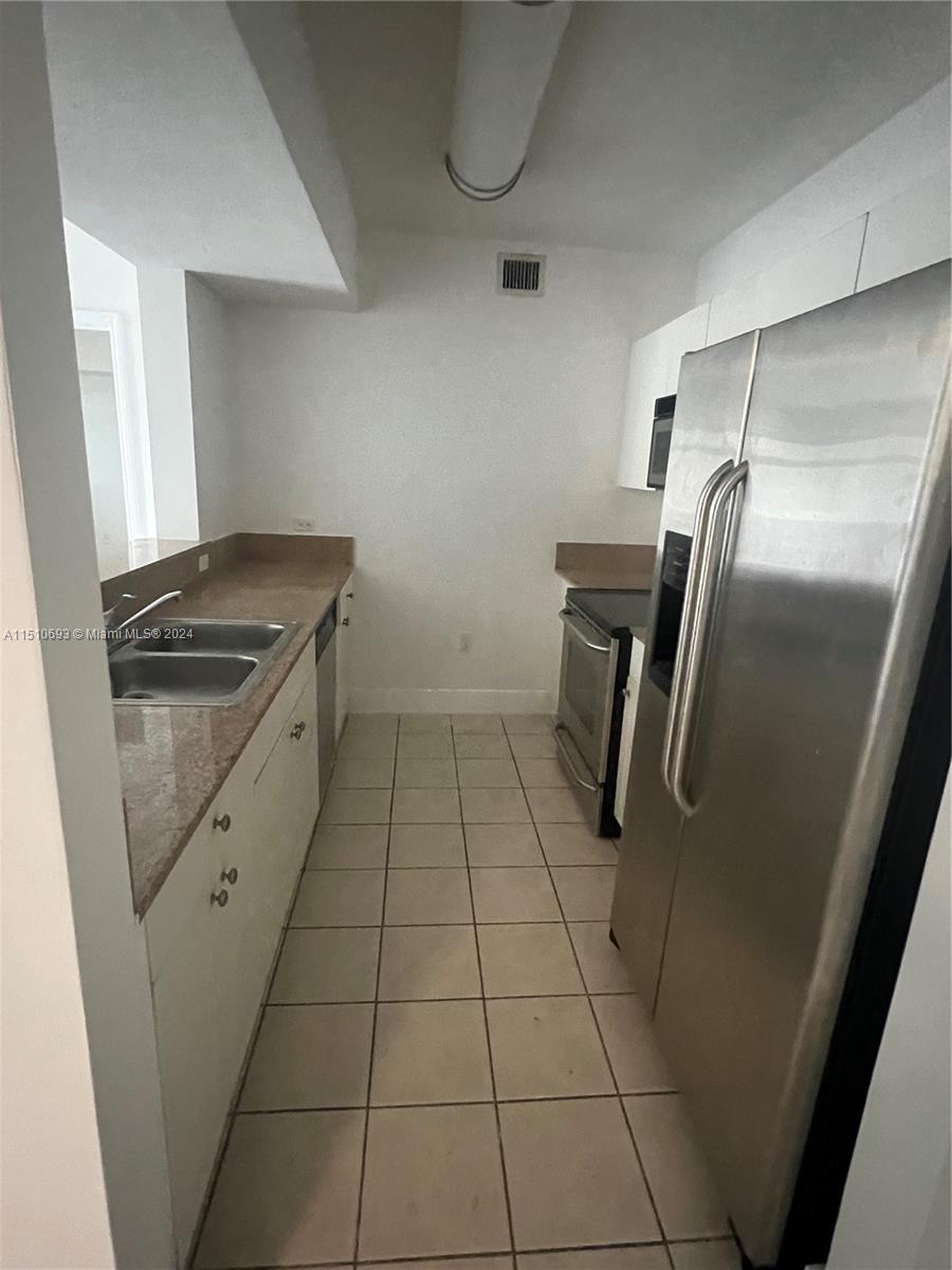 117 NW 42nd Ave 1005, Miami, Florida 33126, 2 Bedrooms Bedrooms, ,2 BathroomsBathrooms,Residentiallease,For Rent,117 NW 42nd Ave 1005,A11510693