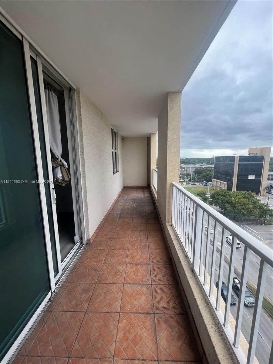 117 NW 42nd Ave 1005, Miami, Florida 33126, 2 Bedrooms Bedrooms, ,2 BathroomsBathrooms,Residentiallease,For Rent,117 NW 42nd Ave 1005,A11510693