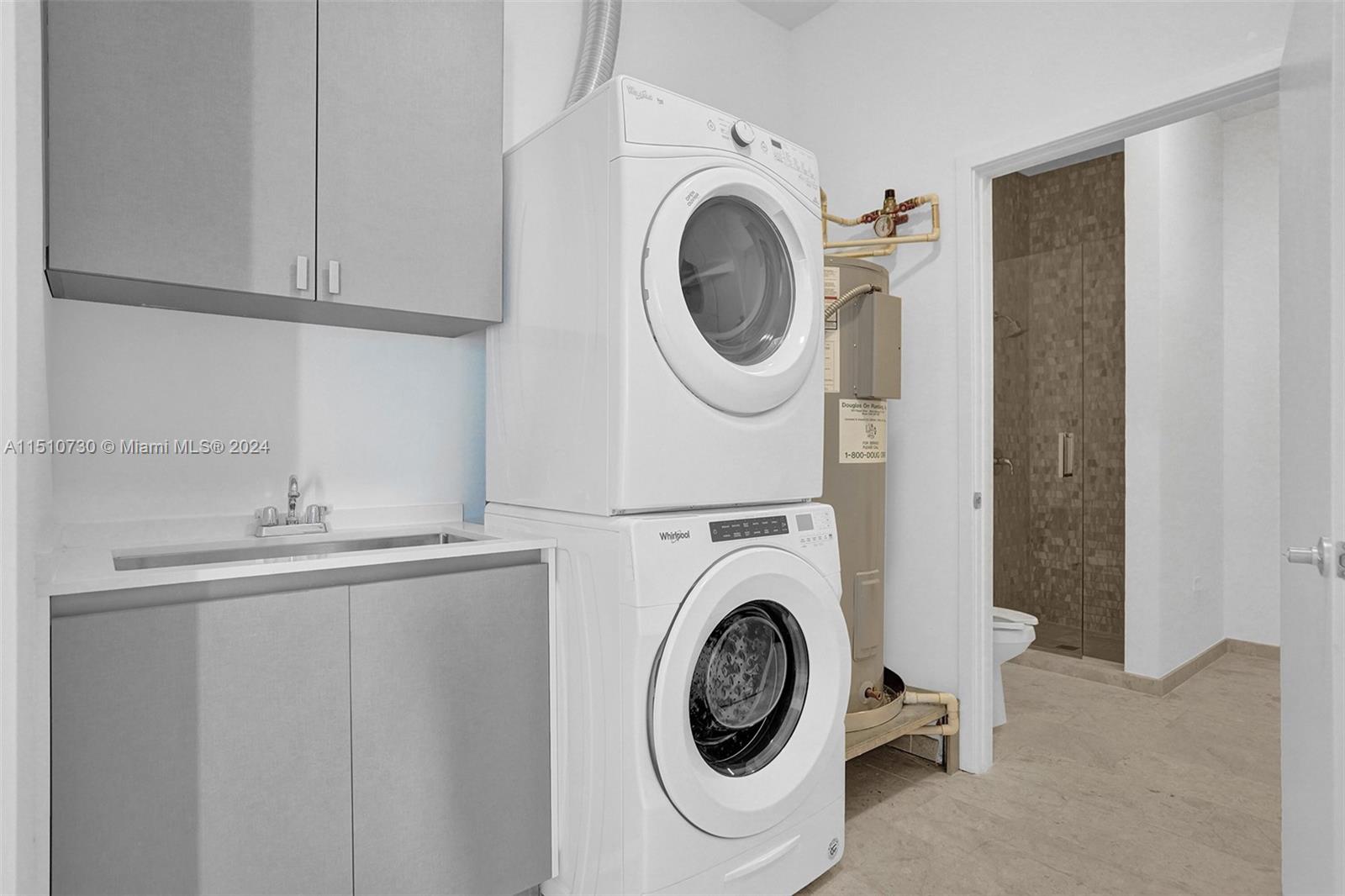 88 SW 7th St 4011, Miami, Florida 33130, 4 Bedrooms Bedrooms, ,4 BathroomsBathrooms,Residential,For Sale,88 SW 7th St 4011,A11510730